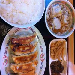 朝食餃子セット