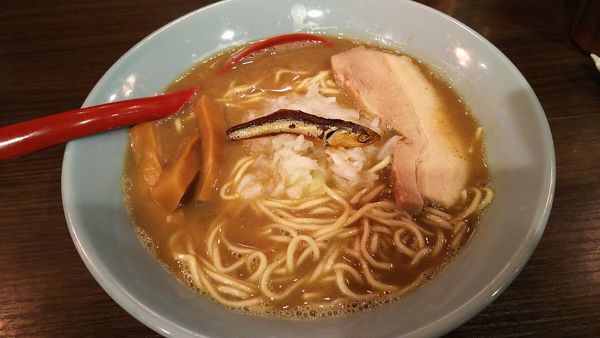 「濃厚煮干しそば」@山勝角ふじ 総本店の写真
