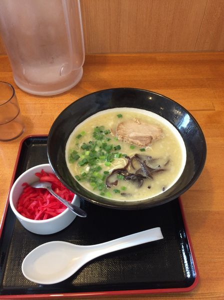 「博多とんこつラーメン 700円」@ラーメンはっちゃき 長野店の写真