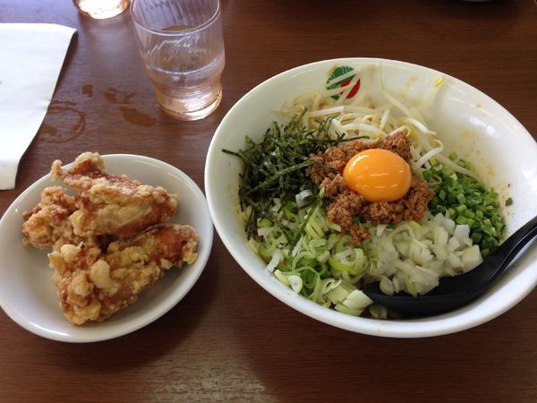 「台湾まぜそば＋ミニからあげ（3ヶ）＋ライス（小）」@つけめん・まぜそば 大当りの写真