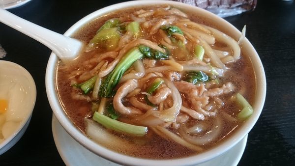 「豚肉の細切りうま煮そば（780円）」@清華楼の写真