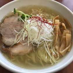 塩ラーメン  700円