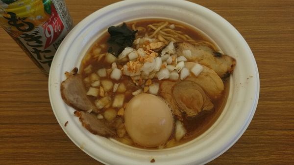 「越中富山『創業245年米麹味噌』～W肉盛り 味玉入り～」@東京ラーメンショー 2017の写真