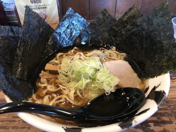 「中華そば 734円 大判海苔 108円」@麺屋久兵衛の写真