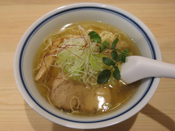 「ラーメン（塩)：800円」@利尻昆布ラーメン くろおびの写真