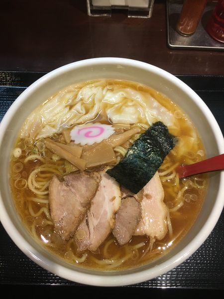 「ワンタンメン 中」@中華蕎麦 金魚の写真