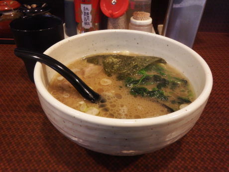 「ミニラーメン(半玉)」@横浜家系ラーメン 府中家の写真