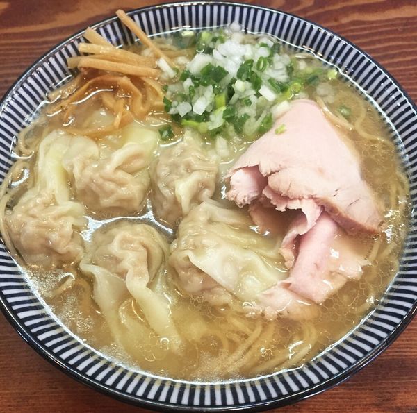 「雲呑麺900円(塩味)」@良温(Ra-on)の写真