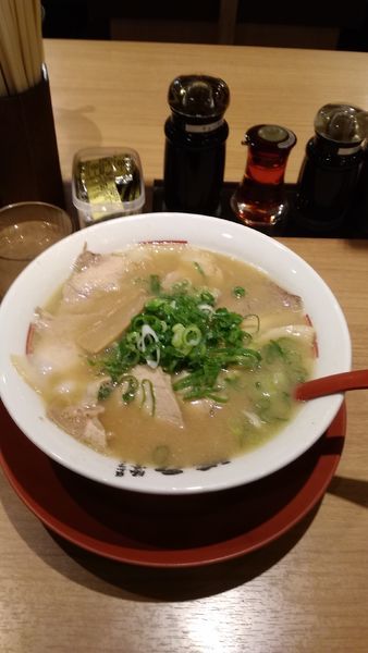 「チャーシュー麺￥870」@ラーメン横綱 阪急三番街店の写真