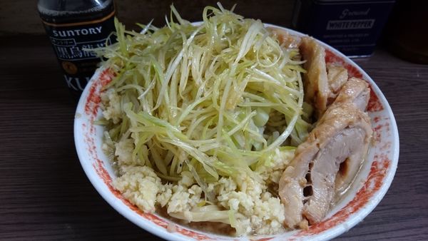 「小ぶた+ネギ ニンニクマシマシ」@ラーメン二郎 横浜関内店の写真