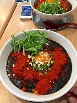 「辛 汁なし坦々麺 黒」@佐藤製麺所の写真