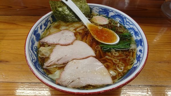 「ワンタン麺」@とら食堂の写真