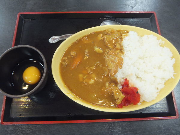 「カレーライス450円(クーポンで生卵サービス)」@ゆで太郎 新橋5丁目店の写真
