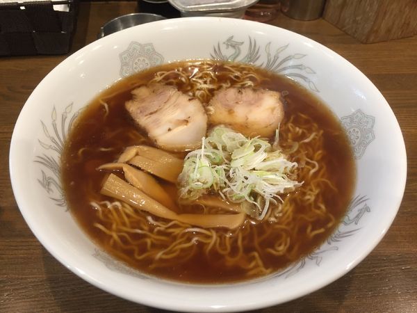 「甚五郎ラーメン大盛り麺硬めトッピングネギ」@甚五郎らーめん 本店の写真