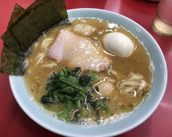 「醤油ラーメン」@壱六家 上大岡店の写真