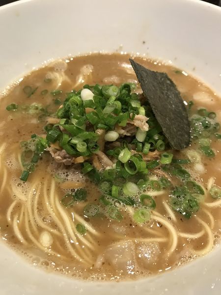 「掛け豚そば」@俺の空 池袋店の写真