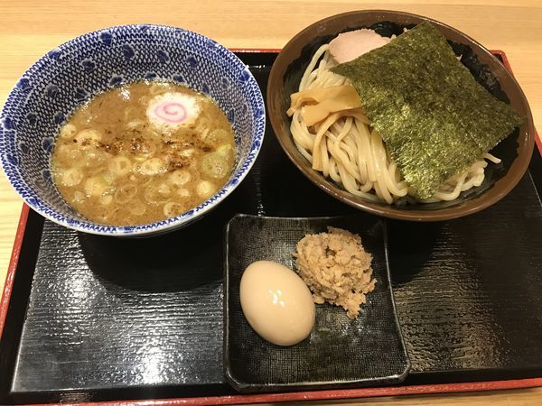 「得製つけ麺(豚ほぐし、味玉入り)...860円」@舎鈴 プレナ幕張店の写真