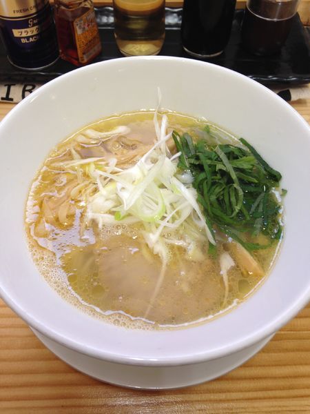 「鶏塩」@麺蔵 あつおの写真