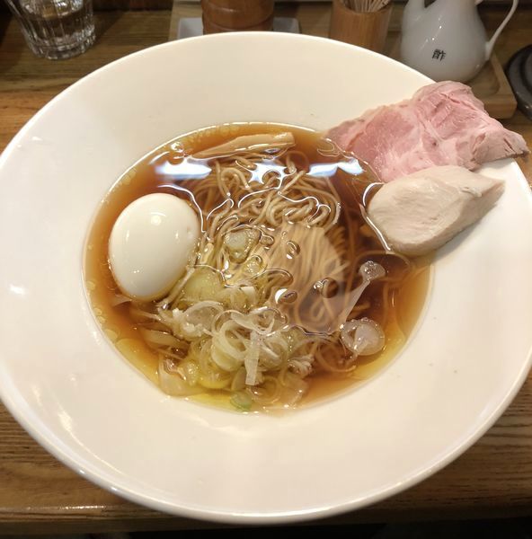 「[限定] 青森シャモロック100％の清湯 (醤油で)」@麺庵 小島流の写真