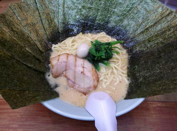 「のりSPらーめん」@横浜家系らーめん 魂心家 大和店の写真