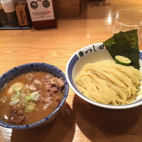 「濃厚豚崩しつけ麺」@つじ田 日本橋八重洲店の写真
