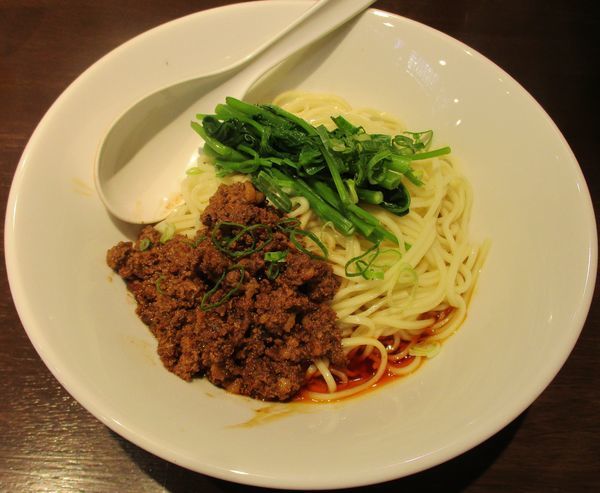 「成都式汁なし担々麺　750円」@六坊担担面の写真