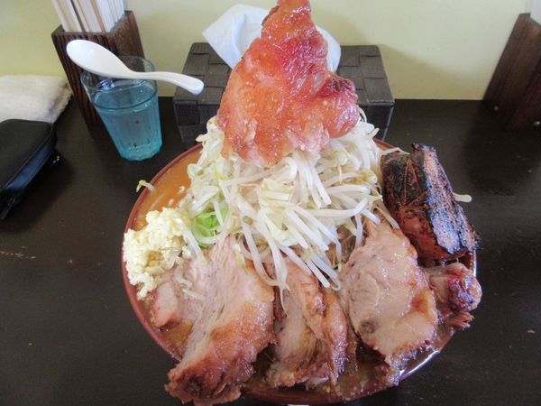 「大味噌めんじろ（８８０円）＋麺マシ＋豚増し他」@めんじろの写真