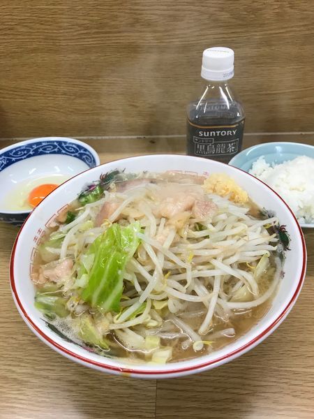 「ラーメン＋ライス(ヤサイ少なめ、ニンニク、アブラ、生卵)」@ラーメン二郎 栃木街道店の写真