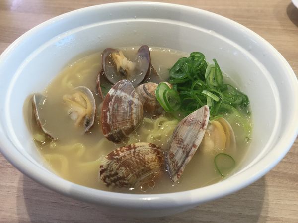 「ごくっ！旨貝の塩白湯ラーメン324円」@かっぱ寿司 大宮植竹店の写真