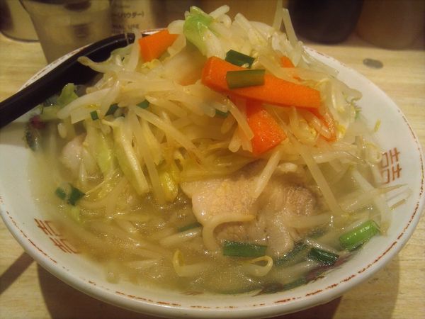 「タンメンとギョーザのセット（1,000円）」@タンメンしゃきしゃきの写真