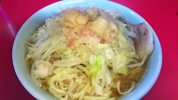 「小ラーメン 麺少なめ 野菜少なめ ニンニク アブラ」@ラーメン二郎 中山駅前店の写真