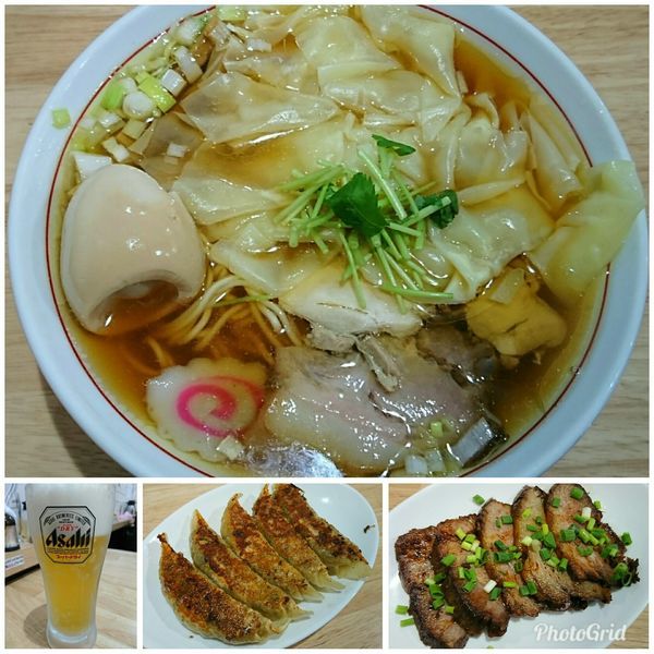 「ワンタン麺（醤油）￥850＋失敗味たまご￥60＝￥910」@谷島屋の写真
