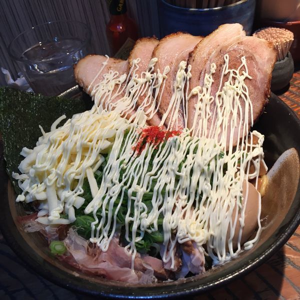 「あぶらそば　＋　チャーシュー」@らーめん 瞠 恵比寿店の写真