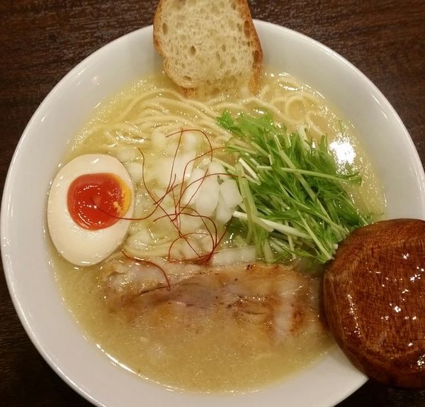 「濃厚とりたけラーメン」@鶏白湯中華そば 鶏たけ商店の写真
