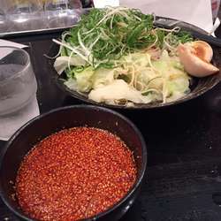 広島つけめん　20倍　野菜盛り