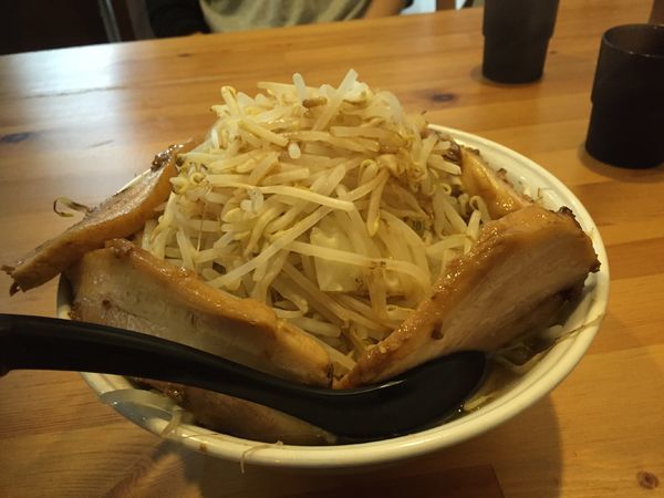 「肉JーLOW麺」@J郎麺の写真