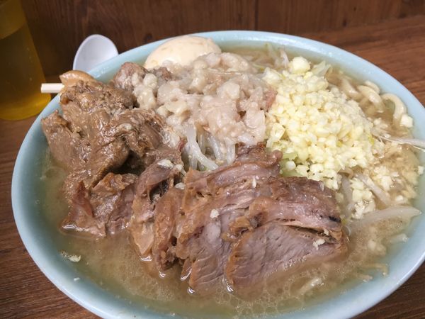 「ぶた入りラーメン」@ラーメン二郎 池袋東口店の写真