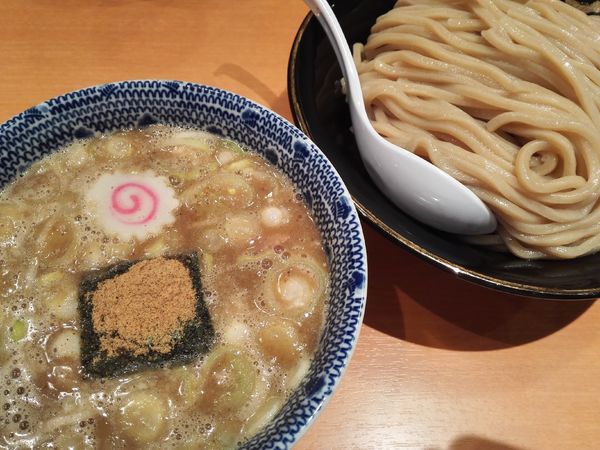 「つけ麺大盛スープ増し」@六厘舎の写真