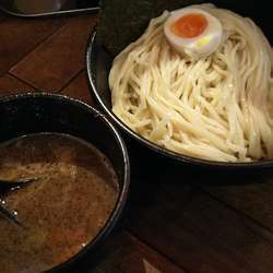 濃厚豚骨魚介つけ麺