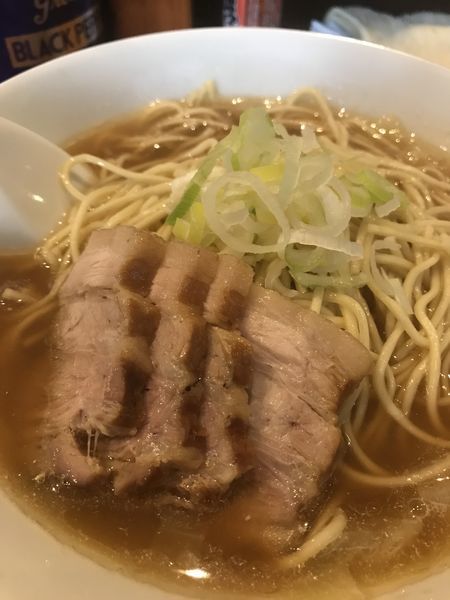 「比内地鶏そば中 肉4枚 850円」@自家製麺 伊藤の写真