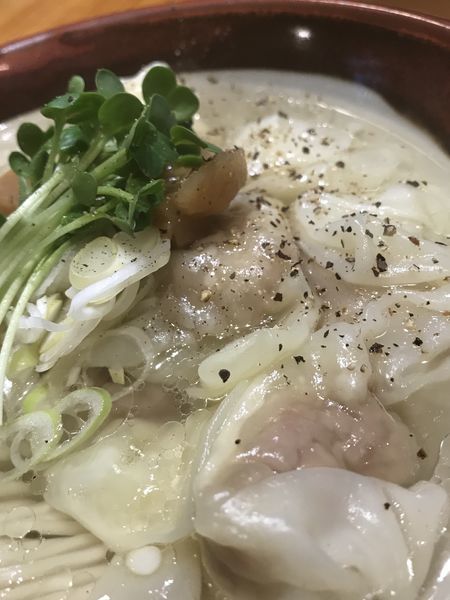「塩ワンタン麺 950円」@麺屋 坂本01の写真
