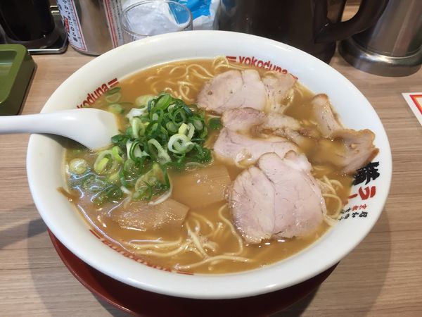 「ラーメン大盛り麺硬め」@ラーメン 横綱 一乗寺店の写真