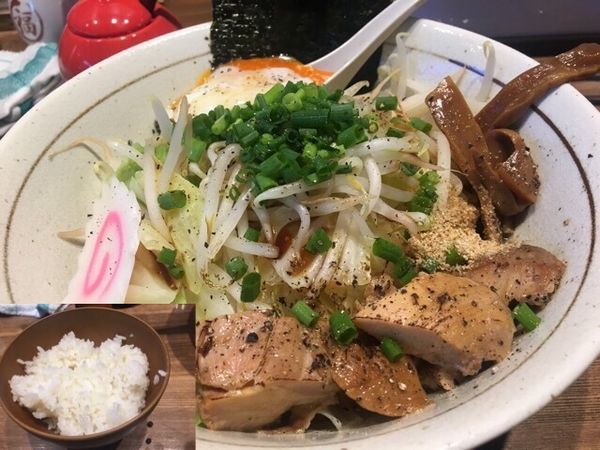 「温玉そば750円、大盛り50円」@まぜそば専門店 モグの写真