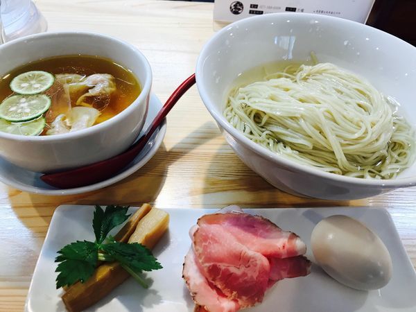 「特級白醤油つけ麺」@自家製麺 くろ松の写真
