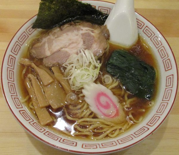 「煮干し醤油ラーメン　780円」@らーめん 已己巳己の写真