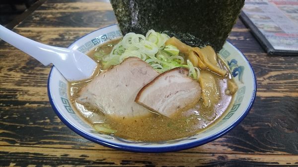 「こく煮干し＋海苔・ネギ」@長尾中華そば 西バイパス店の写真