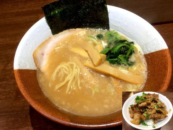 「濃厚豚骨醤油+ジンジャー豚丼（380円）」@博多ラーメン とんこつ家の写真