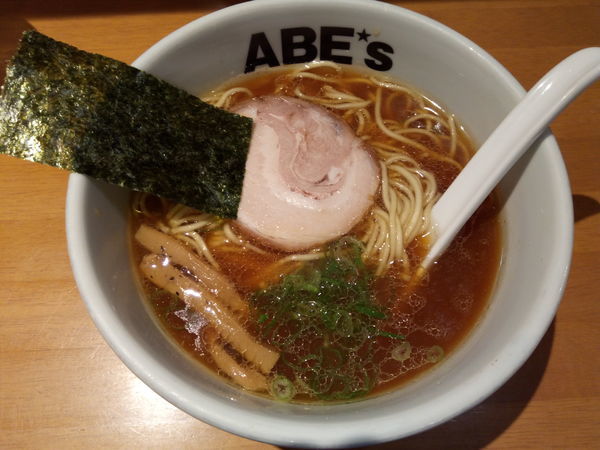 「丸鶏ラーメン」@ラーメン ABE'sの写真