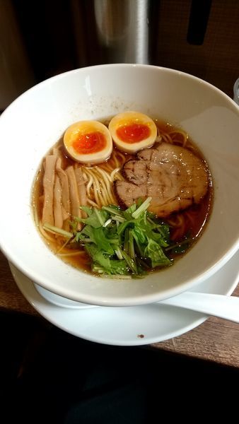 「あじたま醤油ラーメン」@らーめん 子うさぎ 大塚店の写真