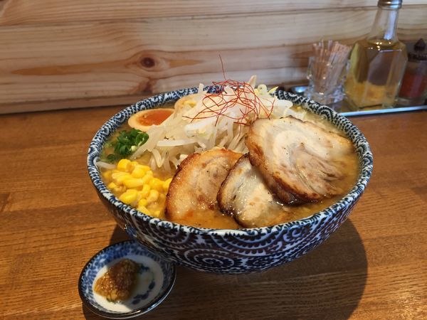 「◯得焙煎味噌そば（大盛）」@麺恋処 爆龍の写真